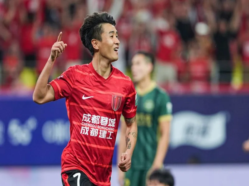 记者:韦世豪当蓉城队长并不意外 他和罗慕洛刘殿座携手带队前进