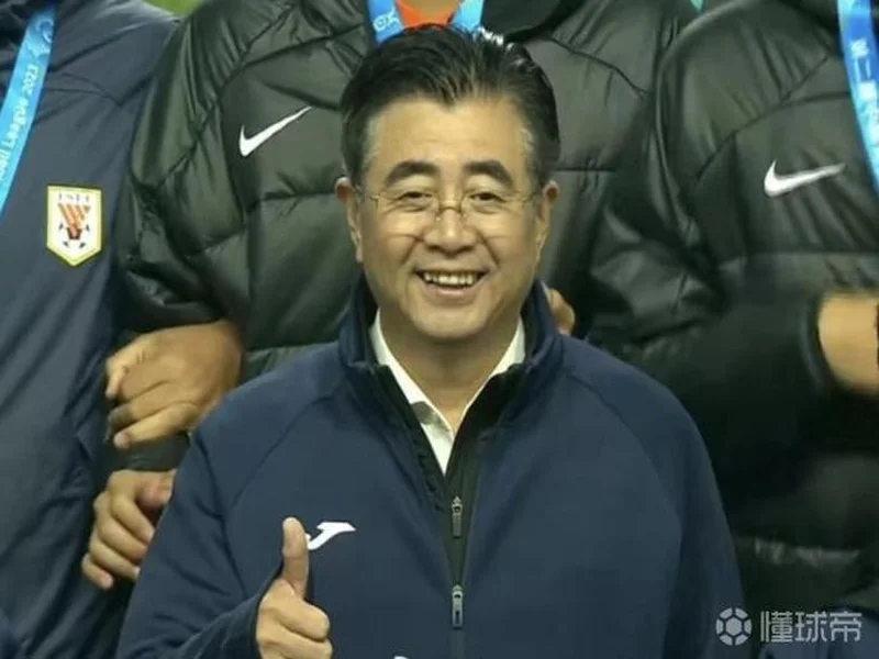 直播吧：宋凯赴澳为中国女足送鼓励 女足将于3月10日移师珀斯